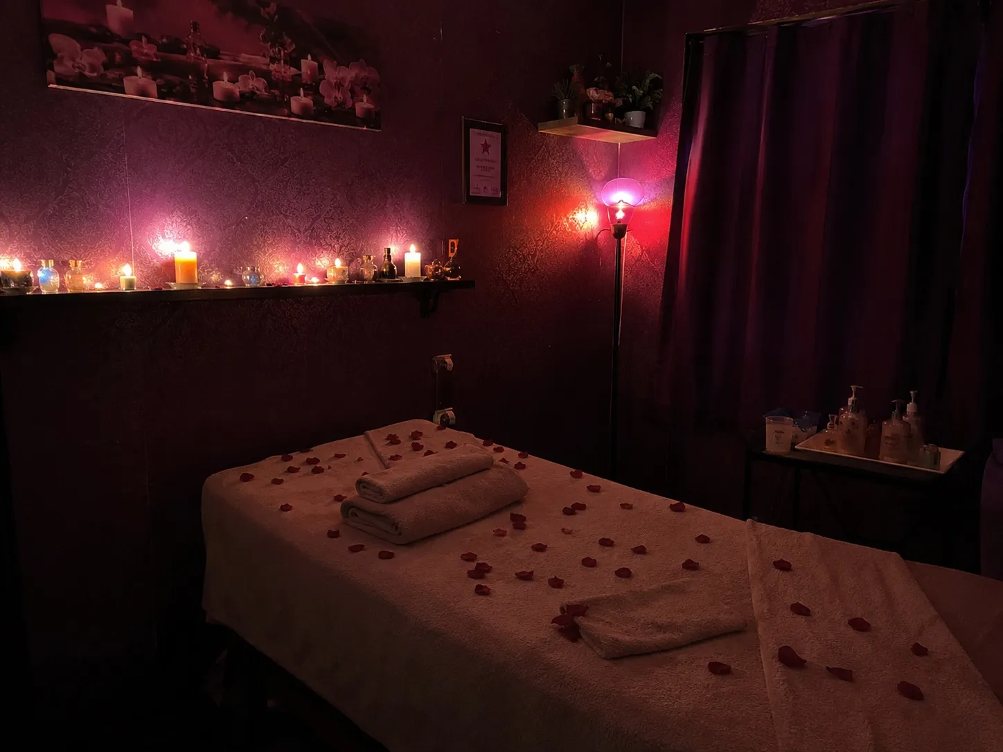 Lila Spa massage room — Beyoğlu
